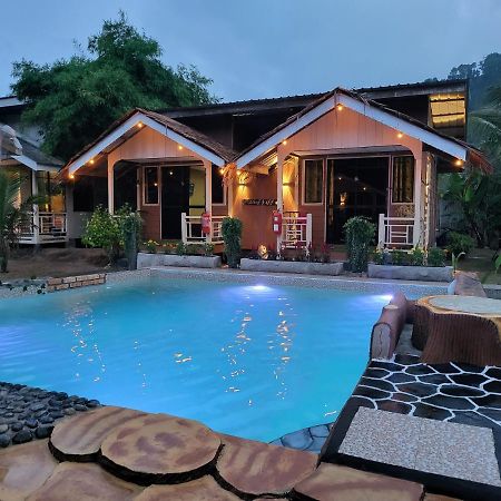 Tamara Guest House Kampong Juara Exteriör bild